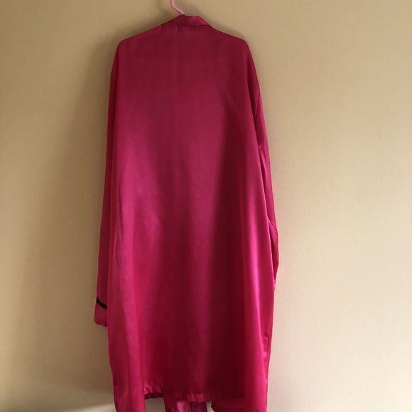 Apt. 9 Night Robe - Picture 4 of 5